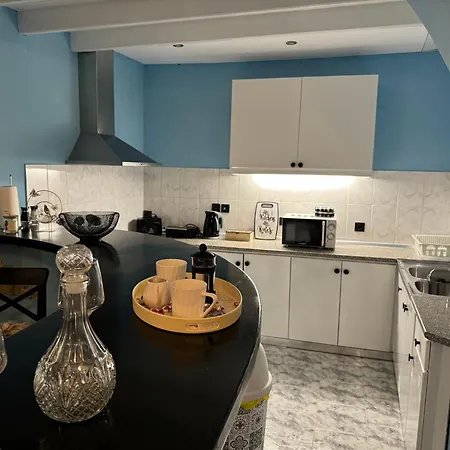 Golden Fox Village Lákones