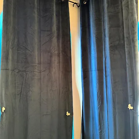 Golden Fox Village * Lákones