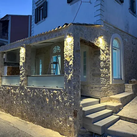 Golden Fox Village *