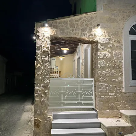 Apartment Golden Fox Village Lakones
