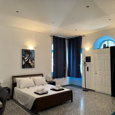 Golden Fox Village * Lákones