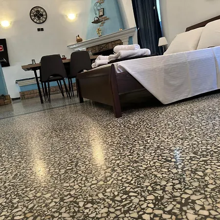 Golden Fox Village Apartment